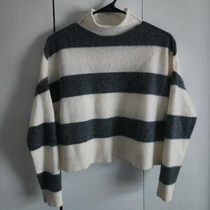 Pilcro Cashmere Cropped Gray and White Striped Sweater